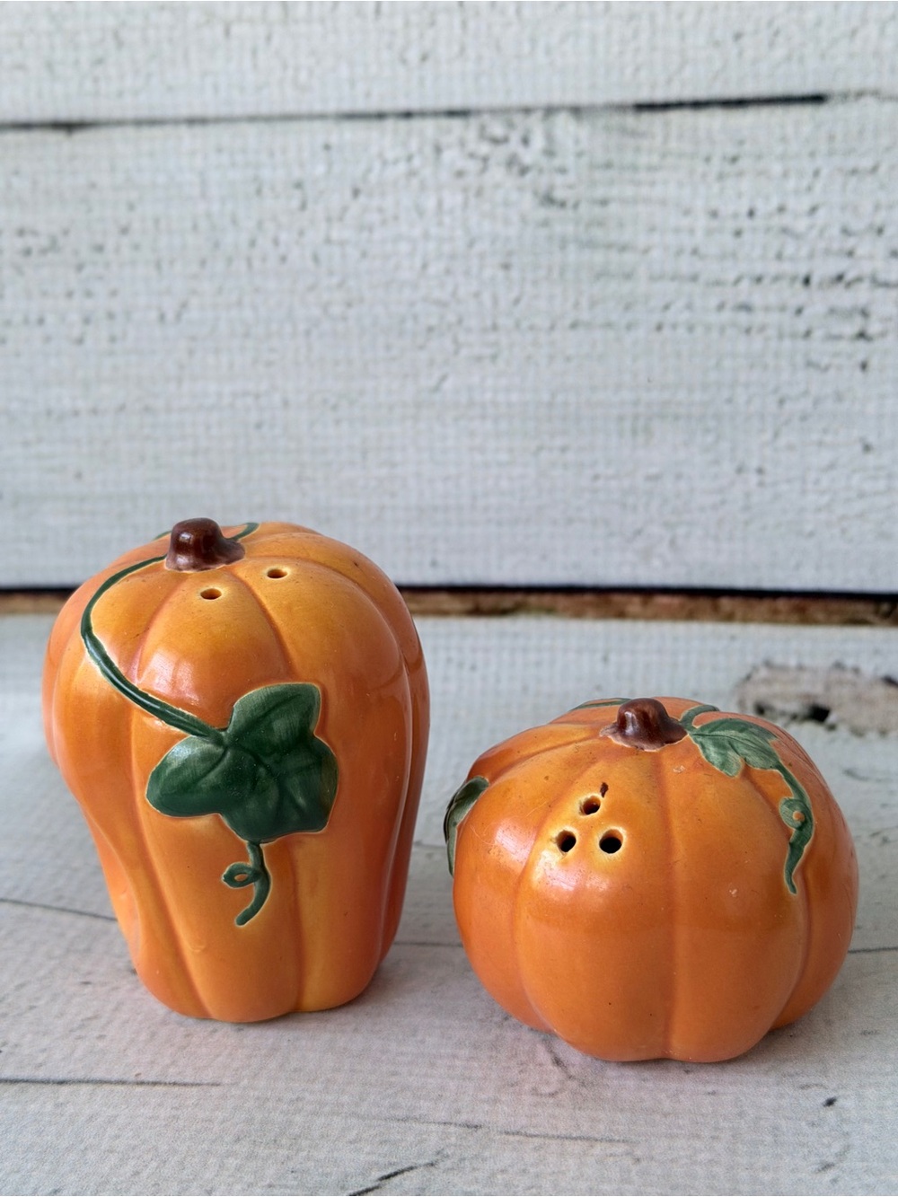 Orange Pumpkin Ceramic Salt and Pepper Shakers - Decorative Fall Kitchen Set